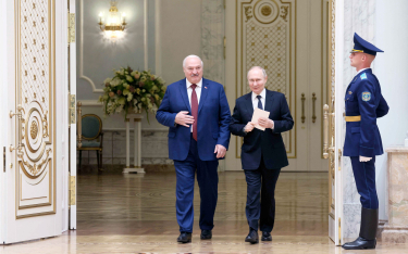Aleksander Łukaszenko i Władimir Putin w Mińsku 24 maja