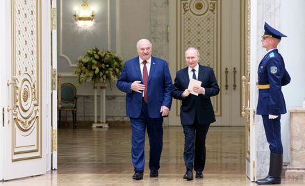 Aleksander Łukaszenko i Władimir Putin w Mińsku 24 maja