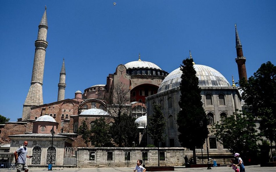 Sąd unieważnia decyzję o przekształceniu Hagia Sophia w muzeum. Erdogan podpisał dekret