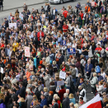 Francja: Media testują własny system liczenia demonstrantów