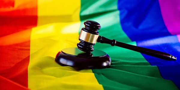 TSUE: Polska nie może odmówić transkrypcji aktu małżeństwa dwóch obywateli Unii