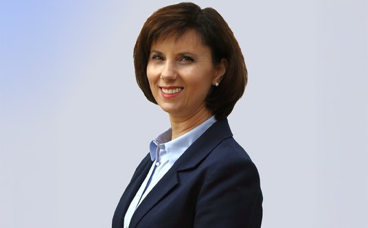 dr hab. Anna Dąbrowska jest badaczką z Wydziału Pedagogicznego Uniwersytetu Warszawskiego. Zajmuje s