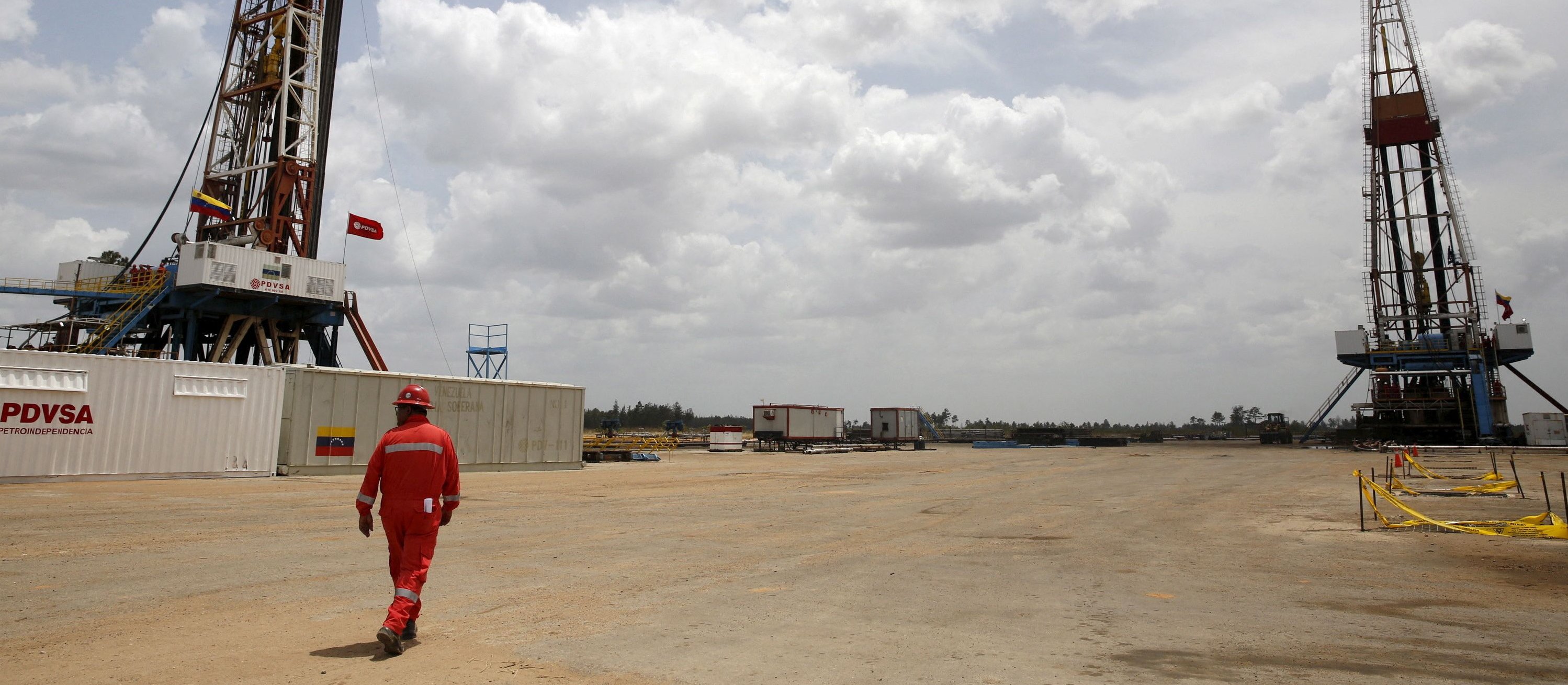 „WSJ”: Dzięki kontroli nad ropą z Wenezueli Donald Trump chce obniżyć cenę surowca