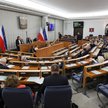 Izba rozpatrywała się m.in. nowelizację Kodeksu pracy, która zakłada, że okresy przepracowane na umo