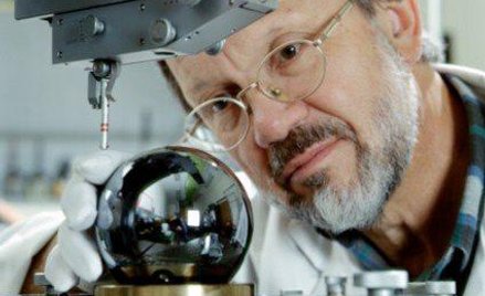 Idealny krzemowy wzorzec wykonany przez Achima Leistnera