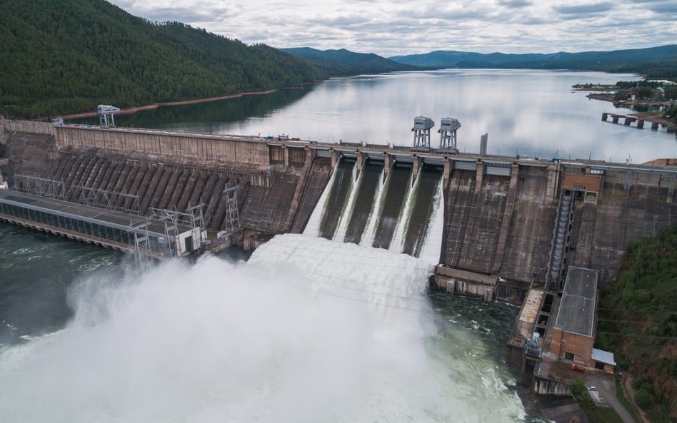 W 2021 r. całkowitą wartość użytkową wody słodkiej oszacowano na 58 bilionów dolarów. Fot. shutterst