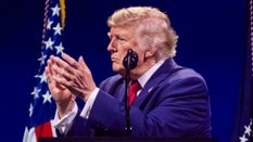 Donald Trump w centrum obchodów rocznicowych