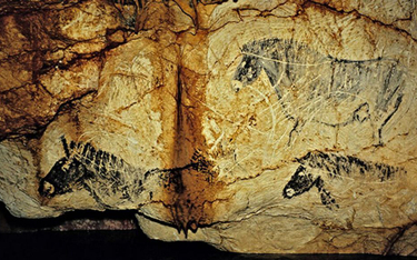 Prastare obrazy w podwodnej jaskini