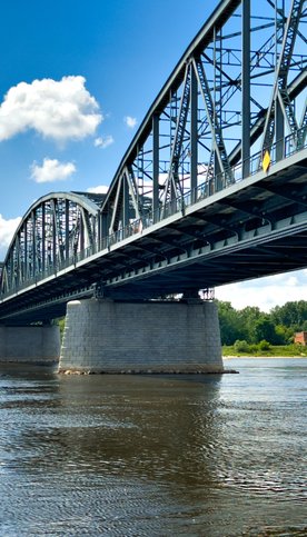 Most na zaporze w Warszawie to planowana, lecz nigdy niezrealizowana przeprawa przez Wisłę, zlokaliz