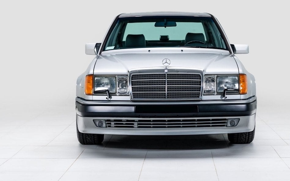 Mercedes 500E Seinfelda. Zdjęcie: Gooding & Company