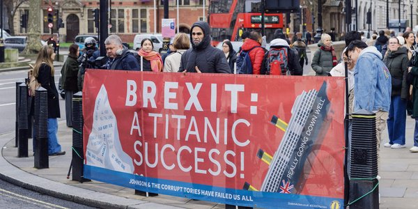 10 lat po Brexicie: ani jeden problem nie został rozwiązany, pojawiły się nowe