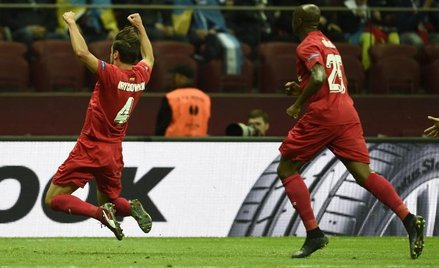 Sevilla triumfuje na Narodowym