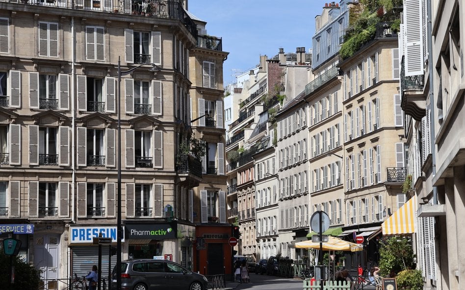 Paryż zaostrza walkę z mieszkaniami wakacyjnymi. Będzie wysyłać do kontroli „brygady"