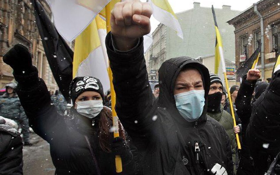 Opozycja traci popularność, Rosjanie nie chcą też brać udziału w antyrządowych demonstracjach (na zd