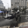 Grecy przeciw porozumieniu z Macedonią. Policja użyła gazu