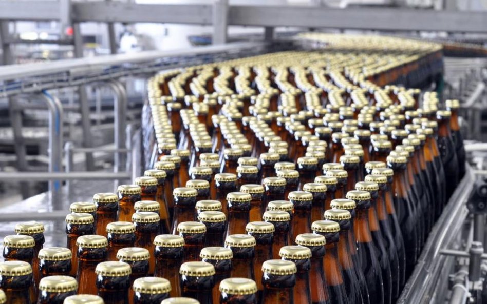 Piwo jest coraz droższe. I ma coraz mniej alkoholu