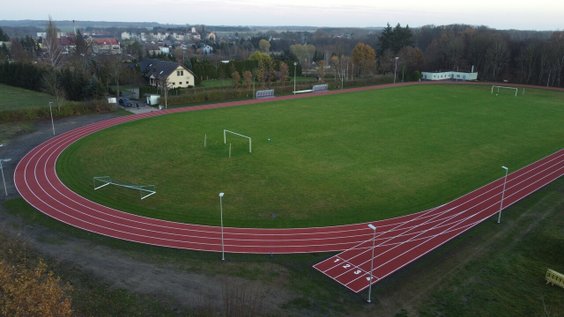 Modernizacja infrastruktury sportowej na stadionie miejskim w Dobrzanach