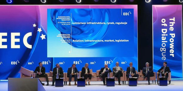 Debata o lotnictwie na kongresie EEC: W tym roku ruszy budowa Portu Polska.