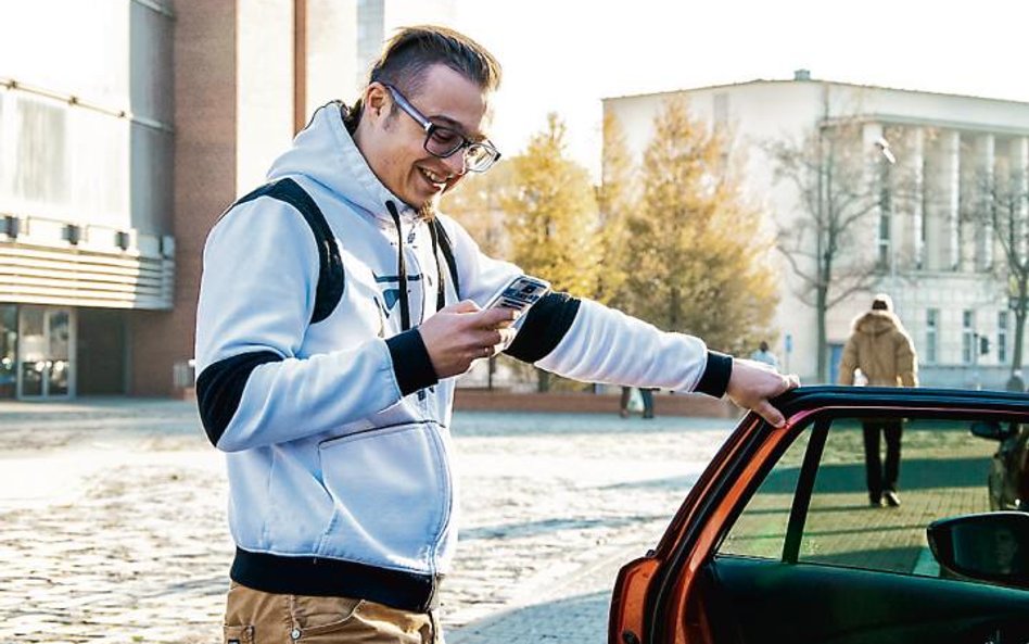 Czas oczekiwania na samochód spadł już w Poznaniu poniżej 5 minut