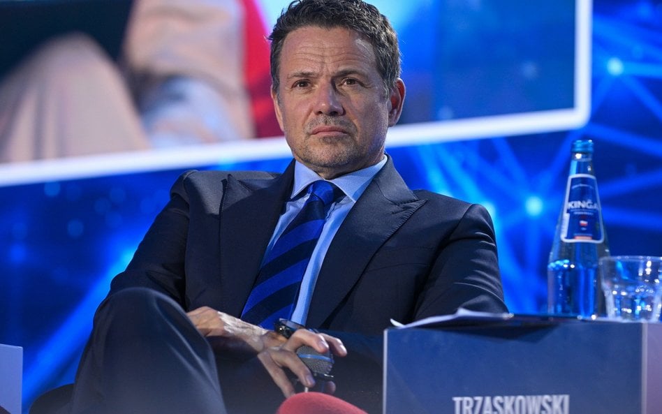 Prezydent Warszawy Rafał Trzaskowski zaproponował, by przepisy weszły w życie w ciągu 14 dni od ich 
