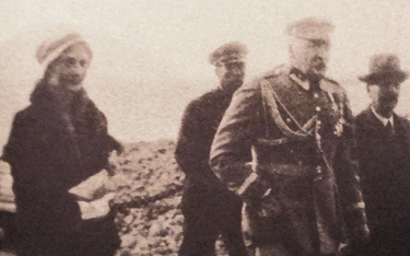 W grudniu 1930 r. Piłsudski wyjechał na Maderę w towarzystwie młodej lekarki Eugenii Lewickiej