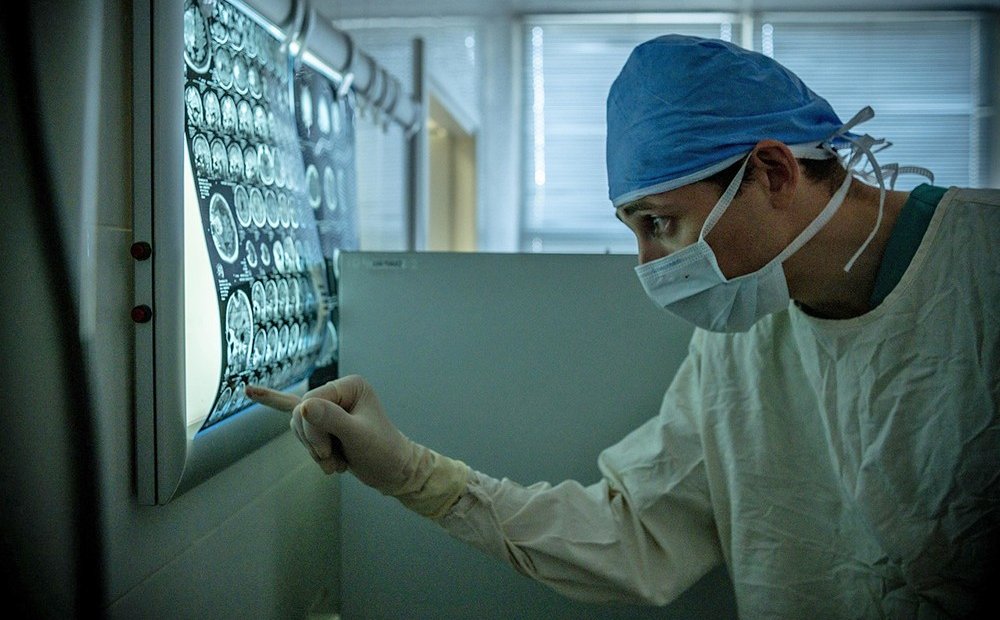 Zanim AI trafi do lekarza. Naukowcy tworzą narzędzie do oceny medycznych algorytmów