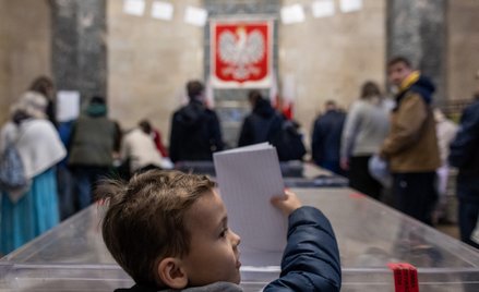 Zagraniczne media komentują wynik wyborów. "Trzęsienie ziemi cieszy Brukselę"
