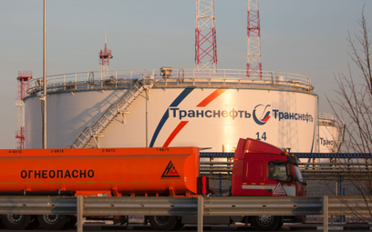 Reuters: Rosja planuje duże ograniczenie eksportu ropy w marcu