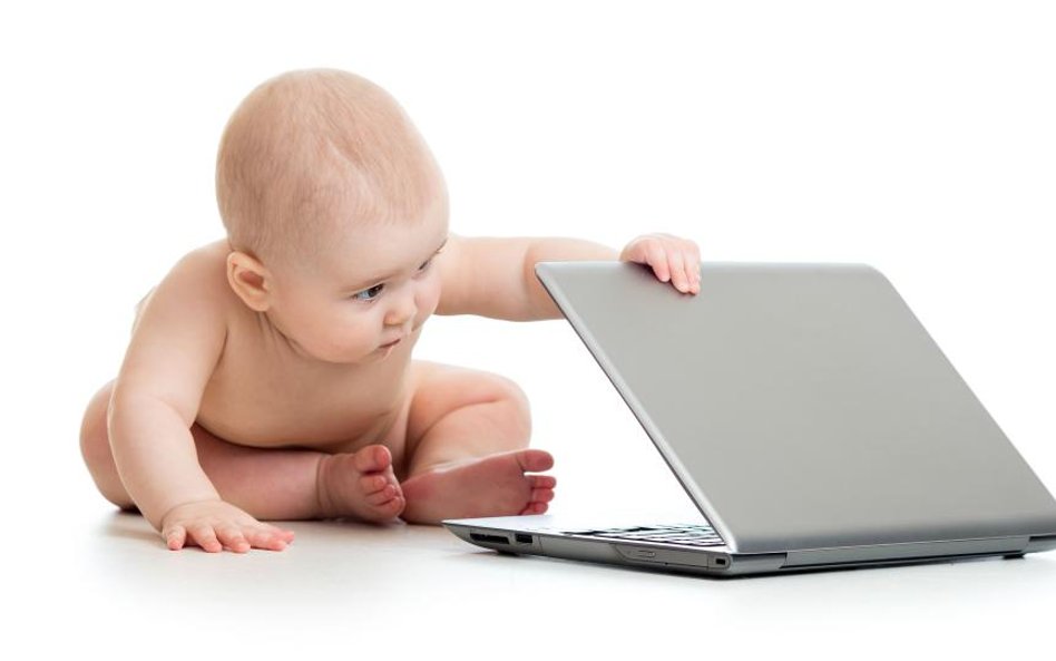 Już blisko 300 narodzin dzieci zgłoszono przez Internet