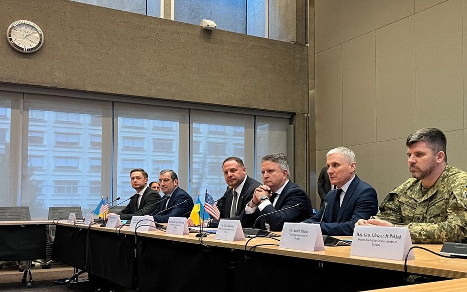 Ukraińska delegacja na rozmowy w Genewie