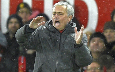 Jose Mourinho: Palec w oko, prztyczek w nos