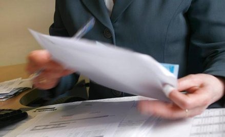 Sprzedaż własnej wierzytelności nie jest usługą