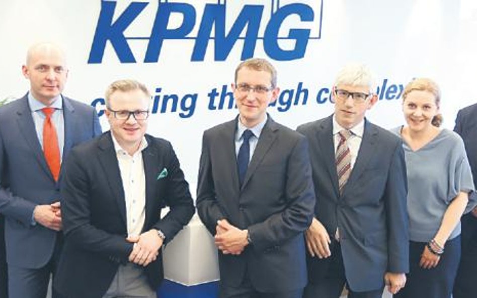Partnerzy KPMG (od lewej): Grzegorz Jaszczuk, Rafał Ciołek, Jacek Bajger, Andrzej Marczak, Tomasz Be