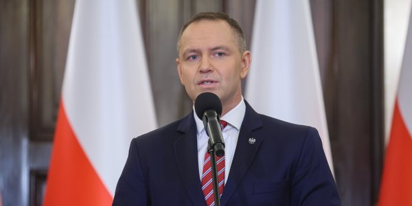 Есть решение Сената по поводу референдума Кароля Навроцкого. Согласия не было выражено