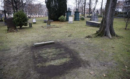 W Berlinie rozkopano grób nazisty. Policja szuka sprawców