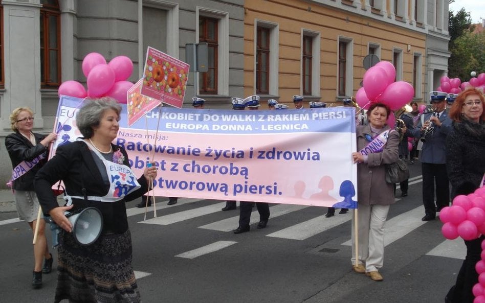 Marsz Ruchu EUROPA DONNA - jedna z form profilaktyki raka piersi u kobiet