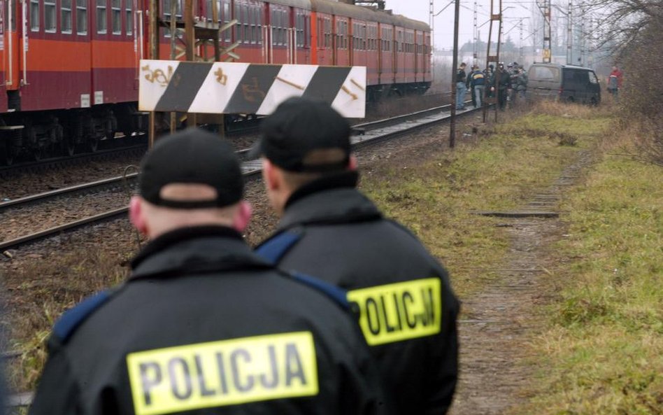 Policjant decyduje o tym jaki środek komunikacji jest dla niego najdogodniejszy