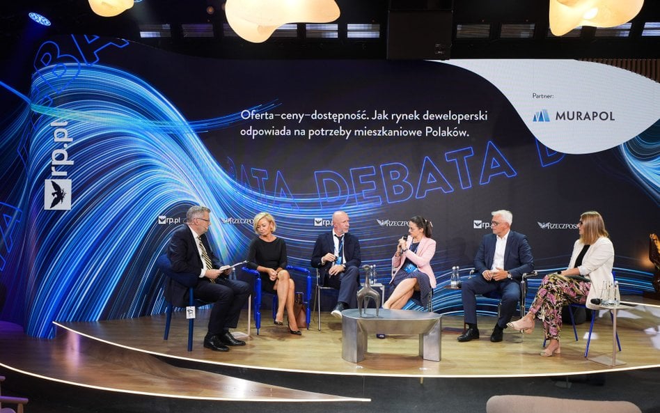 The panellists at the Rzeczpospolita Salon debate recalled that developers have met most of Poles' h