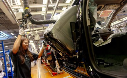 Wzrost widać także w produkcji samochodów: w ciągu siedmiu miesięcy 2014 r. zwiększyła się o 4,5 pro
