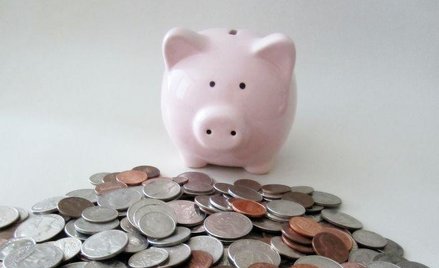 Polacy zaczynają więcej oszczędzać