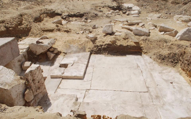 Egipcjanie odkryli nieznaną piramidę