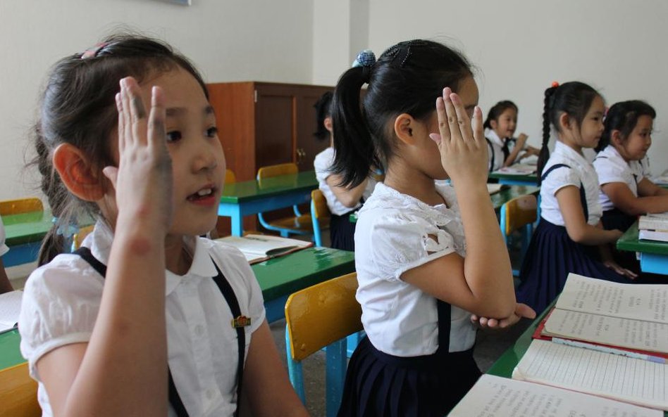 „Pod opieką wiecznego słońca”