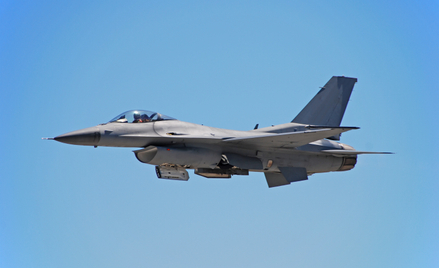 W niedzielę nad Wybrzeżem Kościuszkowskim przelecą samoloty F-16.
