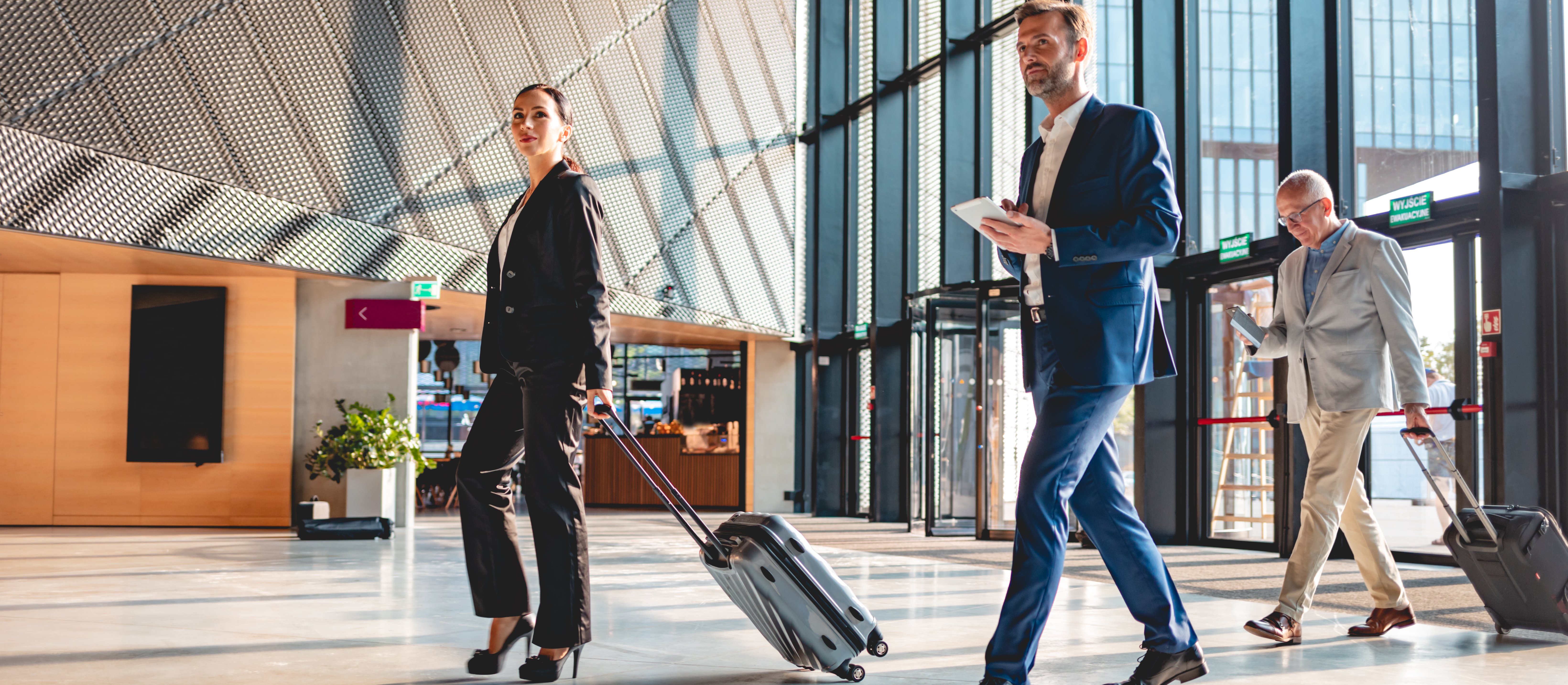 Конец эры «встретимся в Zoom». Бизнес возвращается к полетам