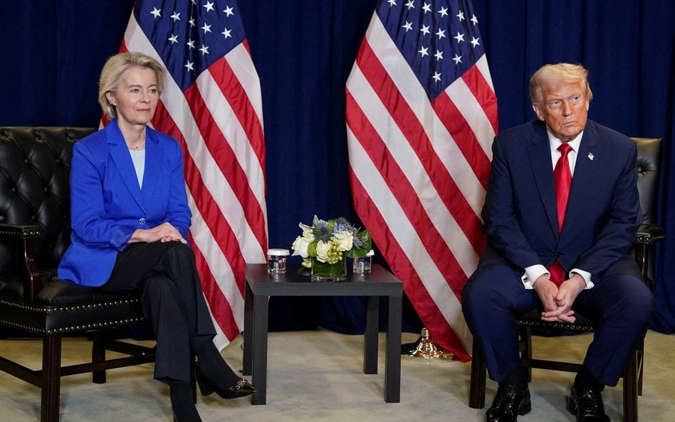 Przewodnicząca Komisji Europejskiej Ursula von der Leyen spotyka się z prezydentem USA Donaldem Trum
