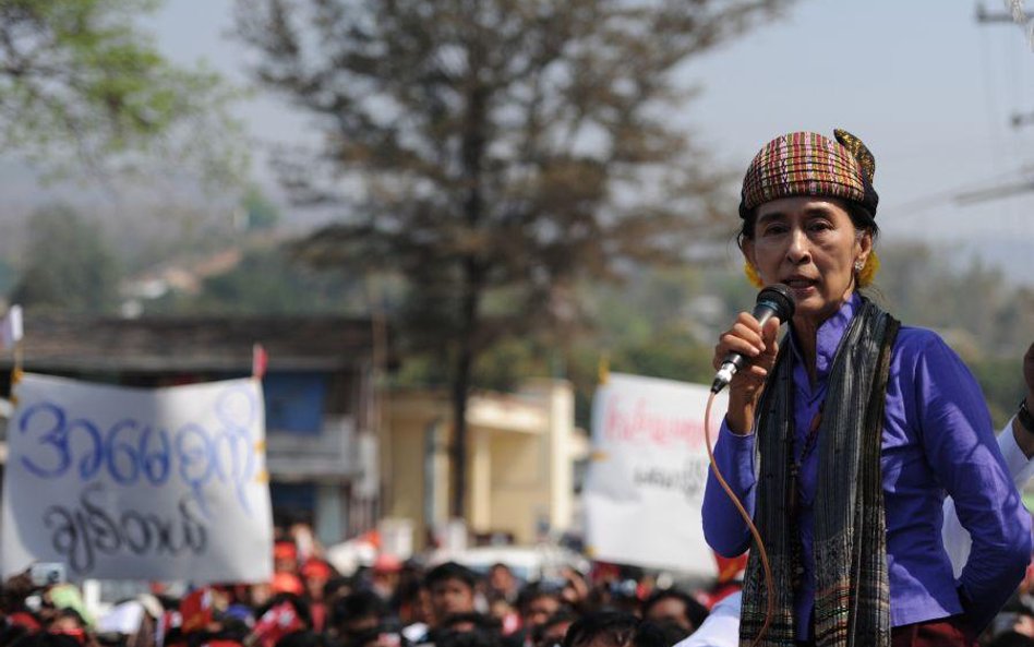 Aung San Suu Kyi, liderka opozycyjnej NLD