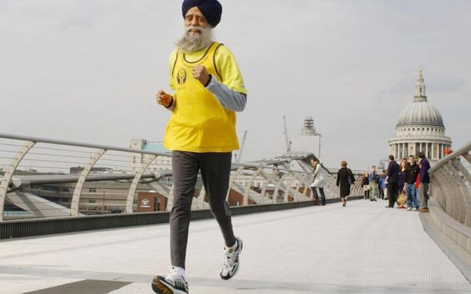 Fauja Singh 24 lutego pobiegnie w maratonie w Hongkongu. Będzie miał wtedy prawie 102 lata