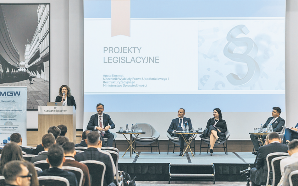 Jak podkreślali uczestnicy konferencji, dziś doradca restrukturyzacyjny czuje się niepewnie, bo mini