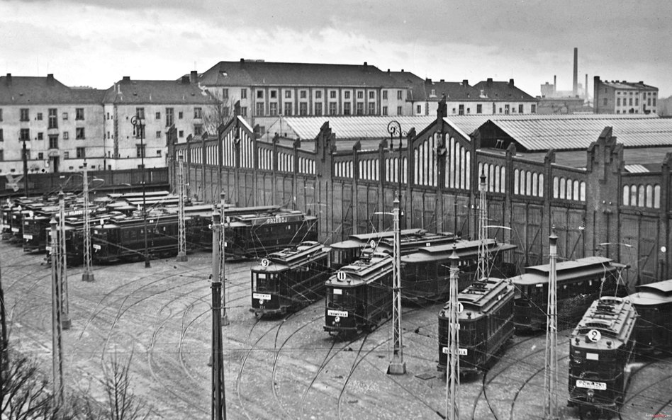 Na Woli, na terenie dawnych Ogrodów Ohma przy ulicy Wolskiej, powstała czwarta remiza tramwajowa, mo