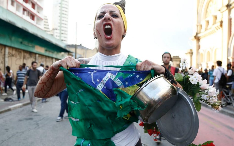 26 stycznia, Brazylia, Protest studentów z Sao Paulo przeciwko podwyżkom cen biletów komunikacji mie